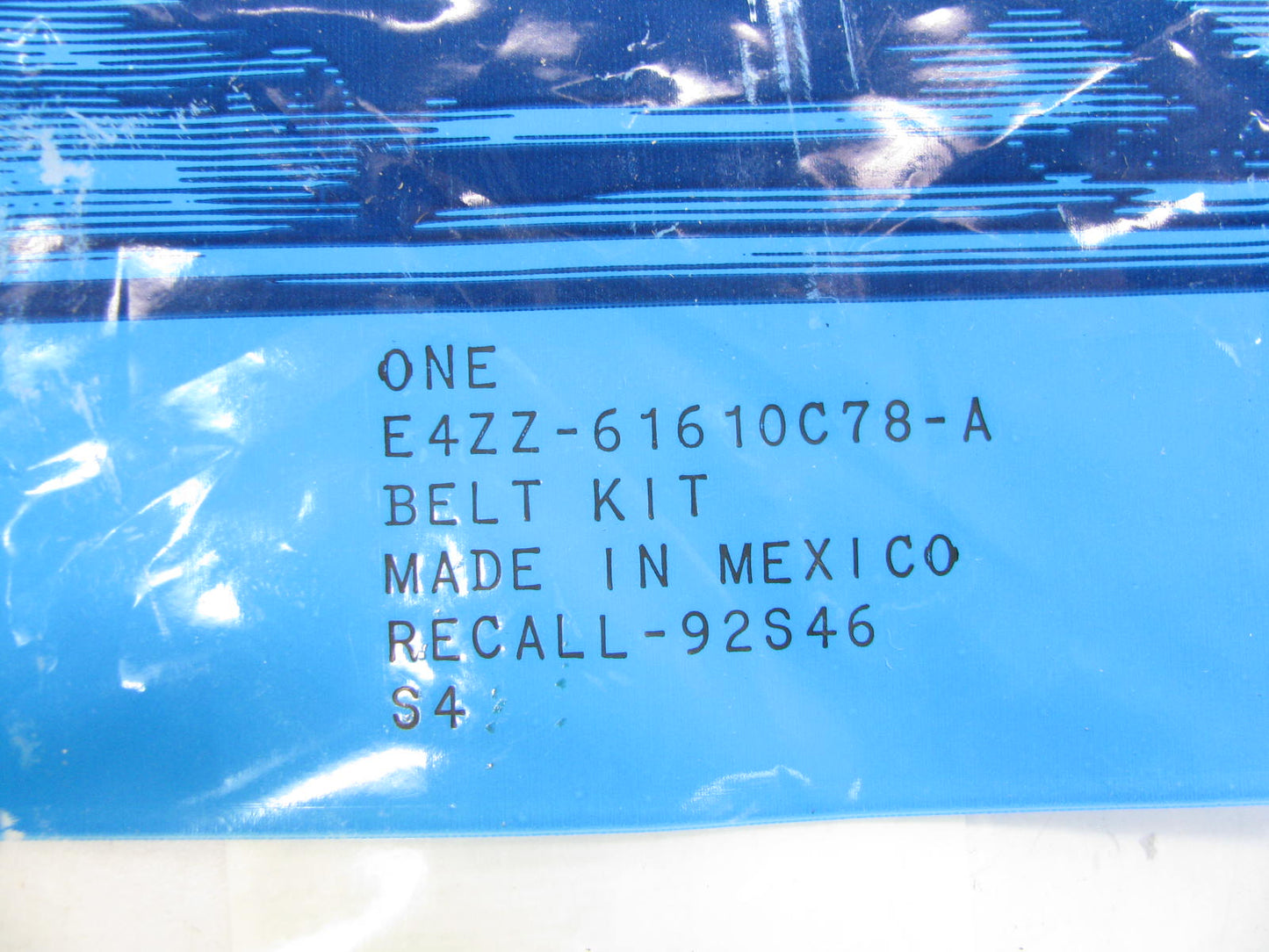 NEW - OEM Ford E4ZZ-61610C78-A Front Seat Belt Locking Sleeve Kit 83-86 Mustang