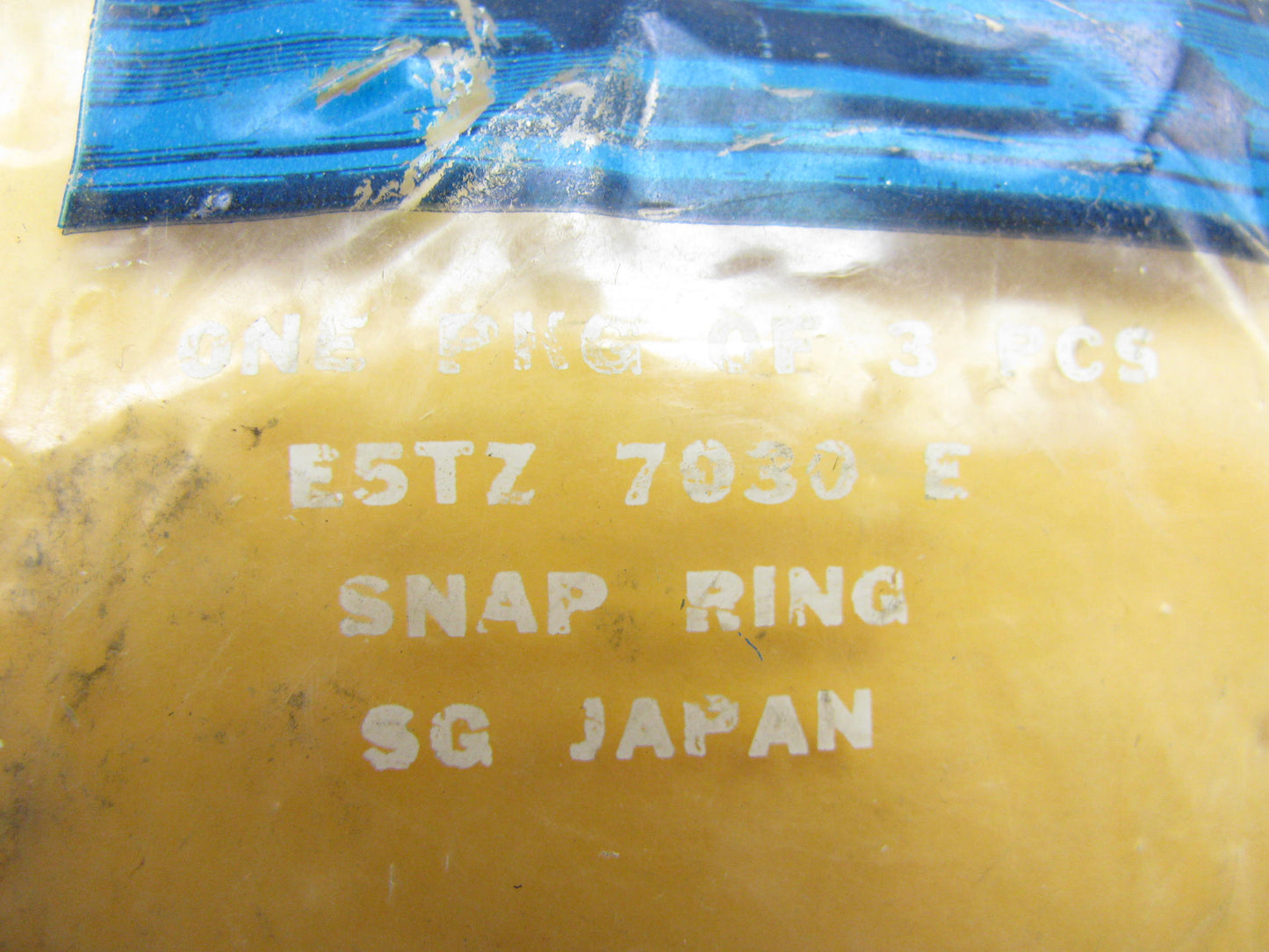 (2) NEW - OEM Ford E5TZ-7030-E Manual Transmission Front Mainshaft Snap Ring TK5