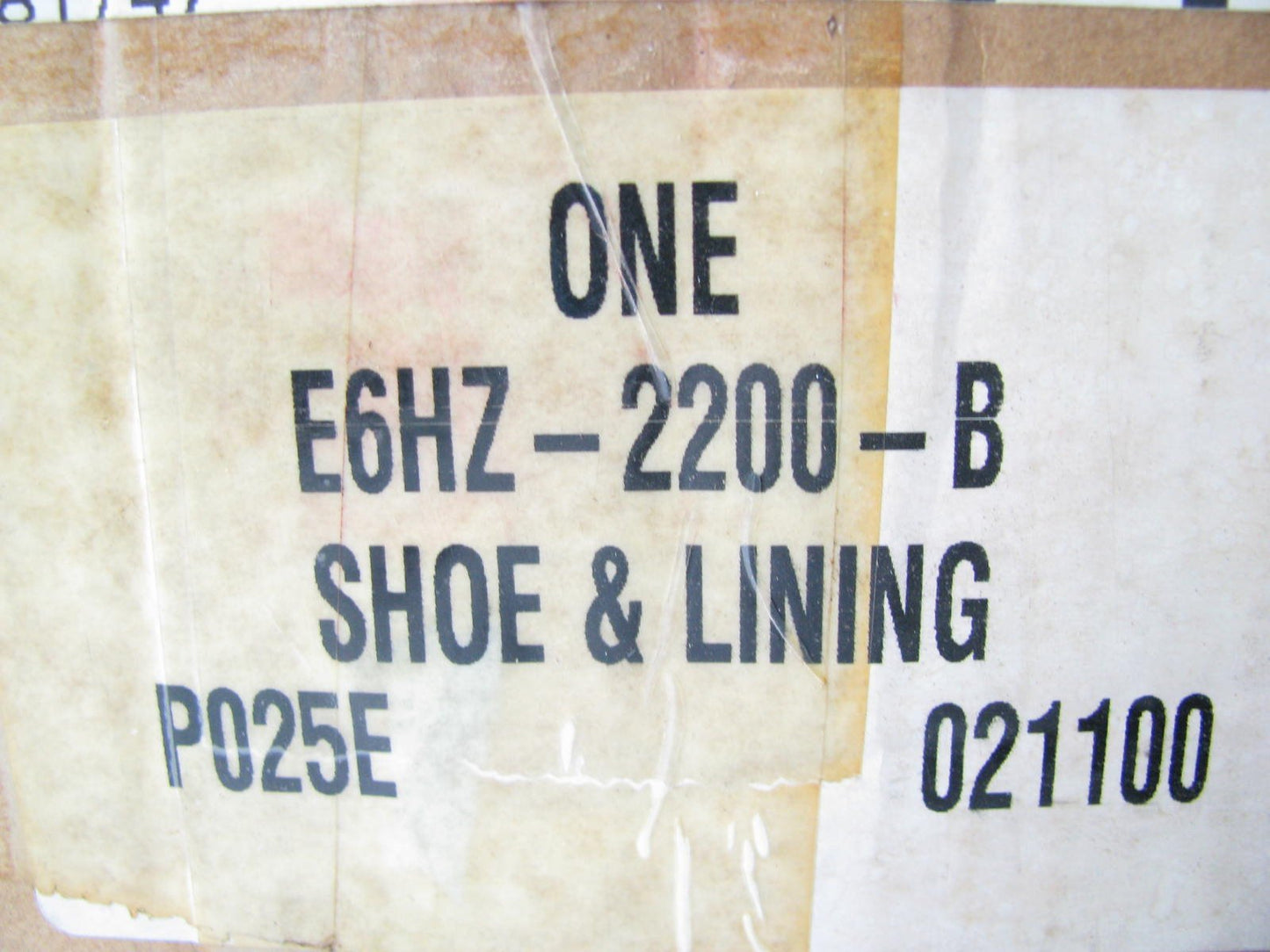 Genuine OEM Ford E6HZ-2200-B Heavy Duty Truck Brake Shoes: Brake Size: 15'' X 5''