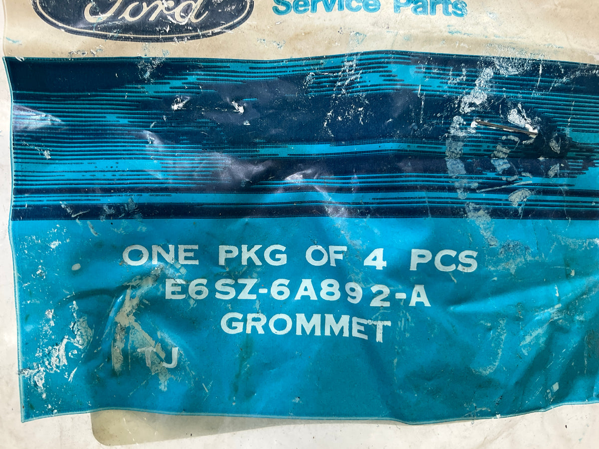 (3) NEW - OEM Ford E6SZ-6A892-A PCV Valve Grommet
