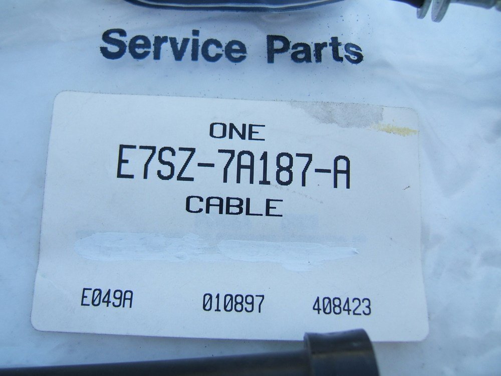 NOS OEM Ford E7SZ-7A187-A Auto Trans A4LD Kick Down Cable 1990-1993 Mustang 2.3L