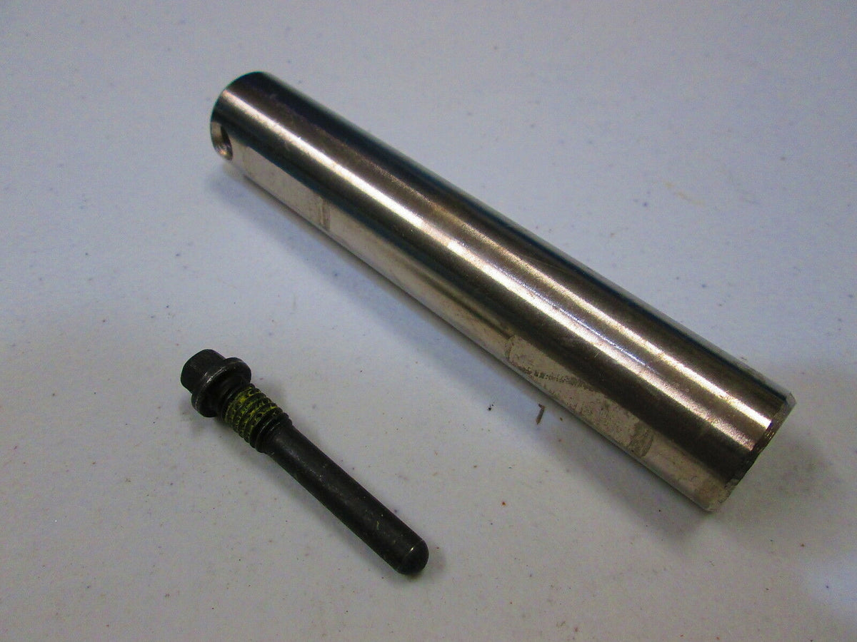 NEW - OEM Ford E7TZ-4211-A Differential Pinion Shaft