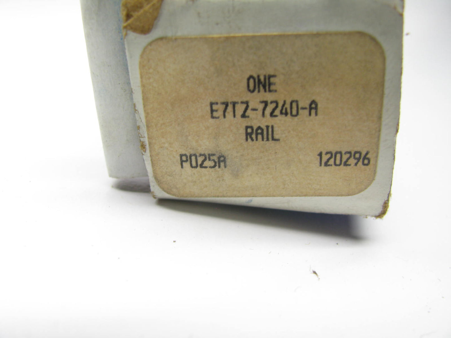 NEW - OEM Ford E7TZ-7240-A Manual Transmission Shift Rail - S5-42, S5-47