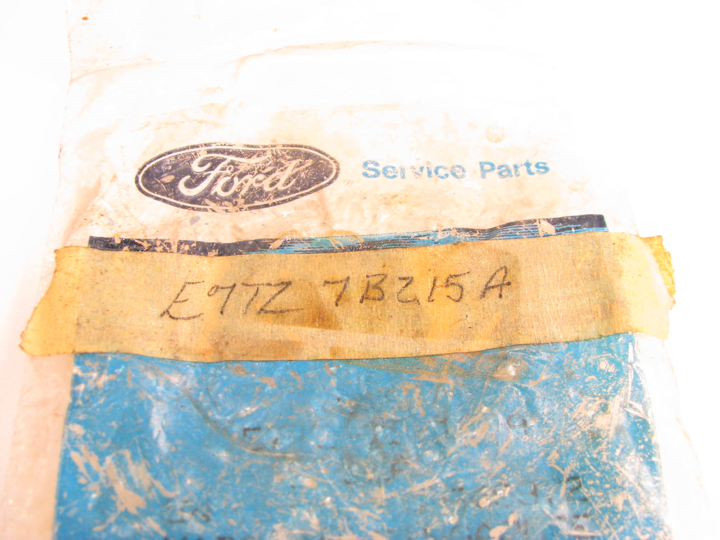 NEW - OEM Ford E7TZ-7B215-A Front Output Oil Seal Warner 1350 1356 Transfer Case
