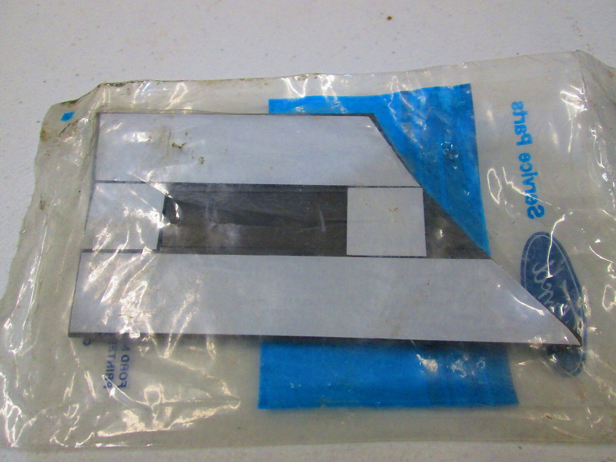 NEW - OEM Ford E8BZ-16003-A Front Right Fender Moulding For 1988-1993 Festiva