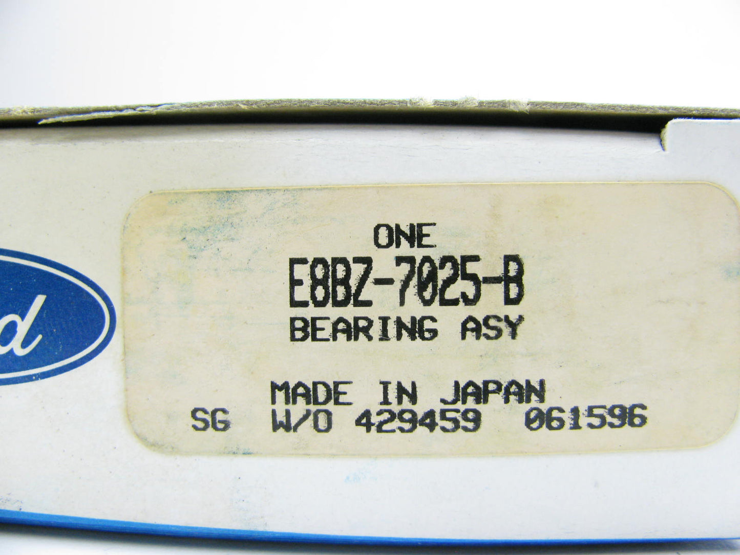 NEW - OEM Ford E8BZ-7025-B Manual Transmission Output Shaft Bearing