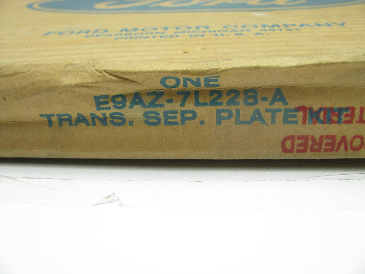 NOS - OEM Ford E9AZ-7L228-A Valve Body Separator Plate - AOD AUTO TRANS.