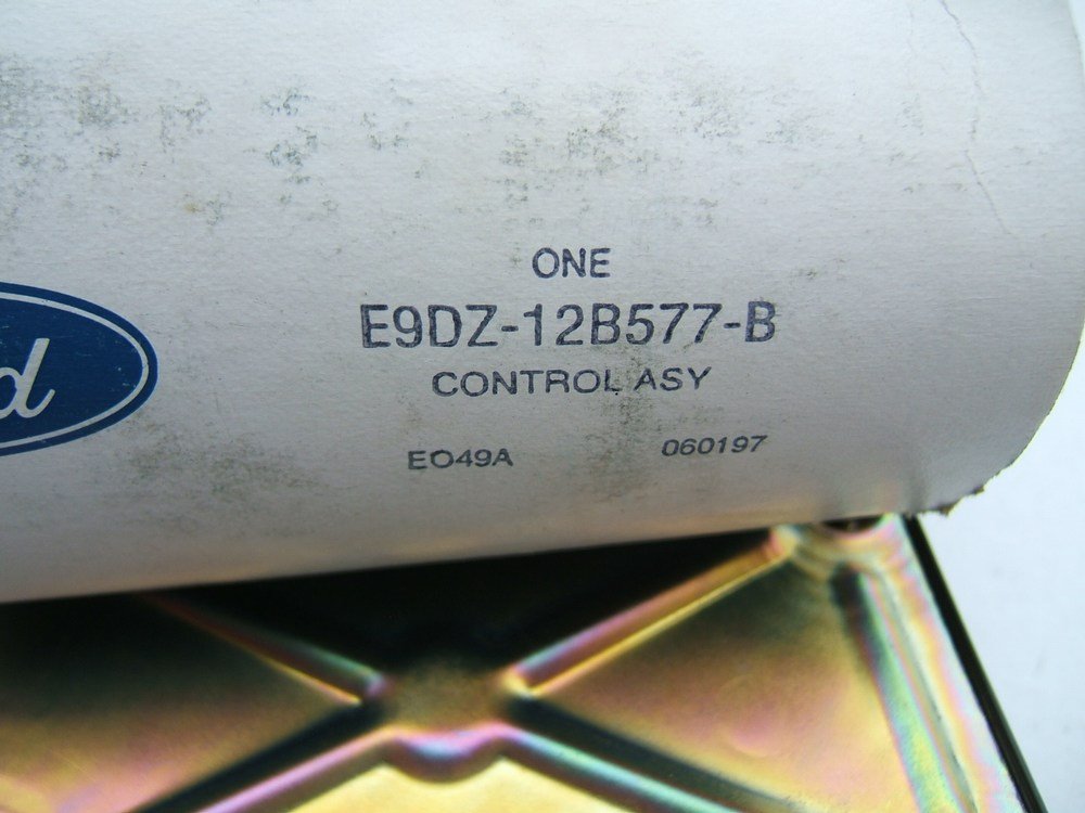 NEW - OEM Ford E9DZ-12B577-B CCRM Relay Control Module - E9DF-12B577-B
