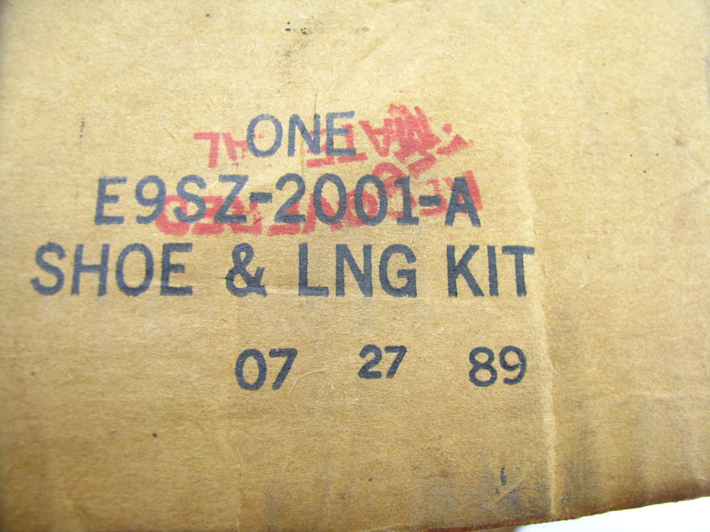 NEW - OEM Ford E9SZ-2001-A Front Brake Pads For 1989-1992 Thunderbird & Cougar