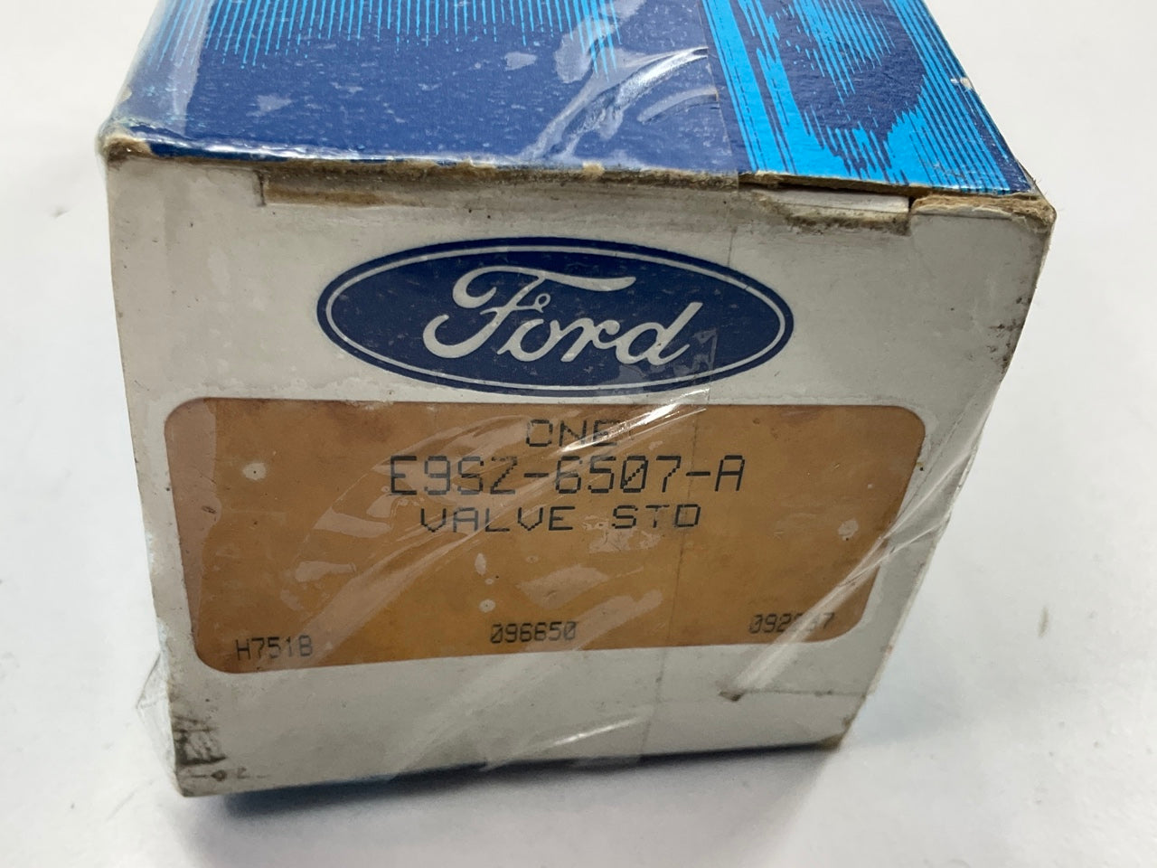 NEW - OEM Ford E9SZ-6507-A Engine Intake Valve - Standard 1982-1989 3.8L