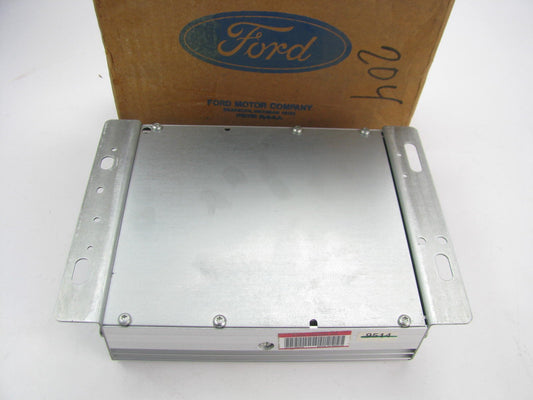 NOS Genuine OEM Ford F10Y-18B849-A Amplifier F20F-18C808-AA 1991-92 Continental