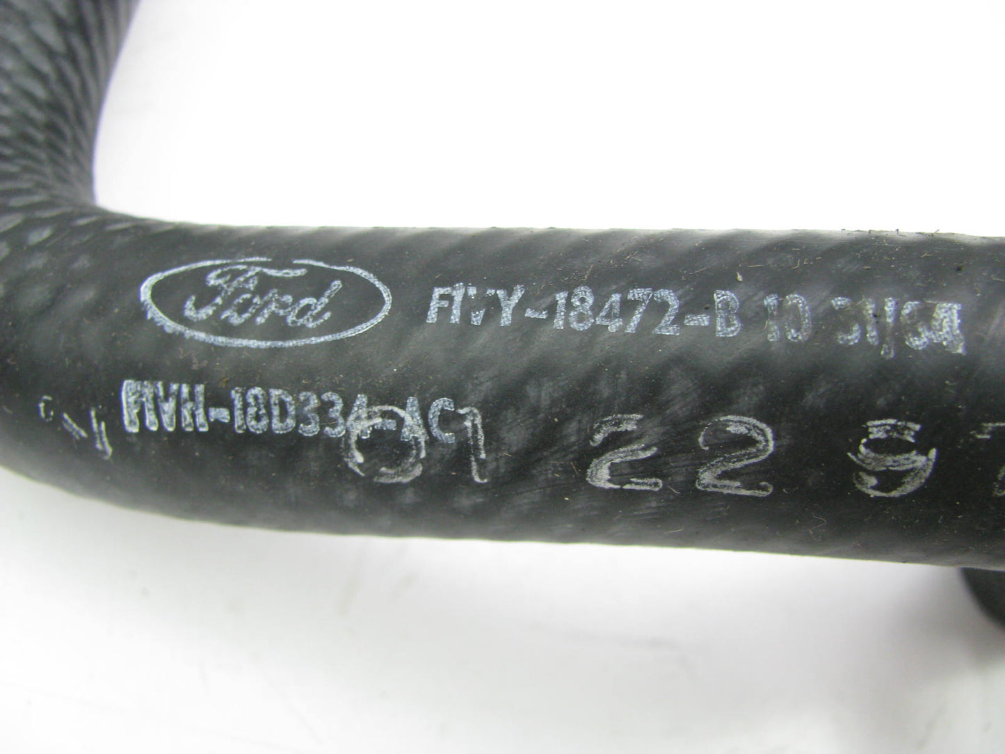 NEW GENUINE OEM Ford F1VY-18472-B Molded Heater Hose