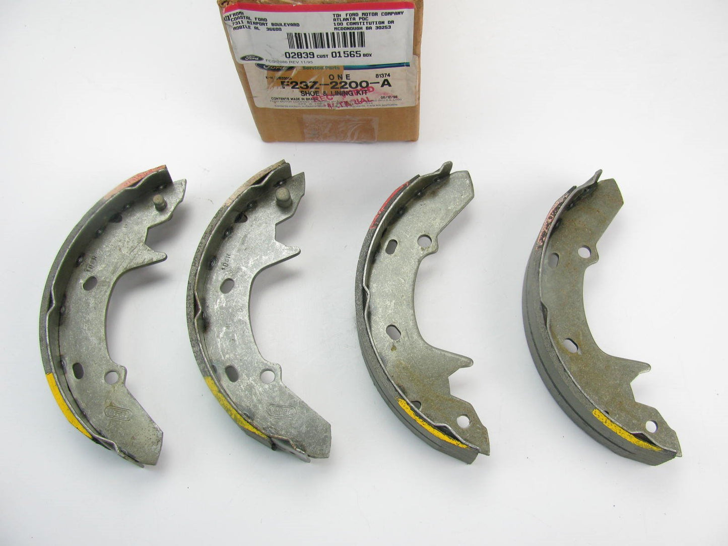 NEW OEM FORD Rear Drum Brake Shoe Set F23Z-2200-A
