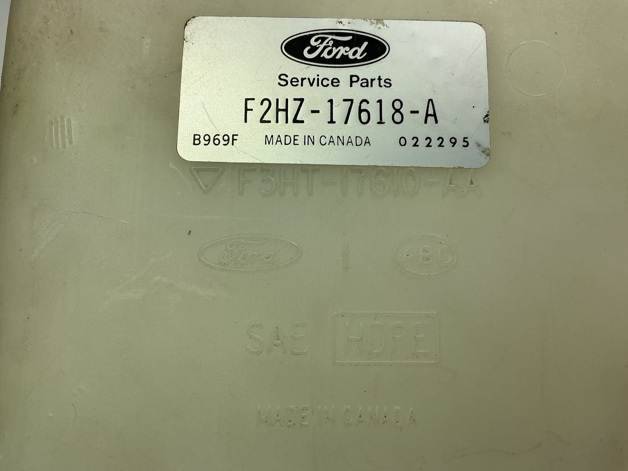 NEW - ONE Ford F2HZ-17618-A Windshield Washer Reservoir Tank 1992-1997 L-Series