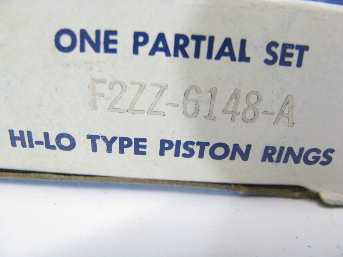 NEW - OEM Ford F2ZZ-6148-A Piston Ring Set - STANDARD 1986-1995 5.0L 302 V8