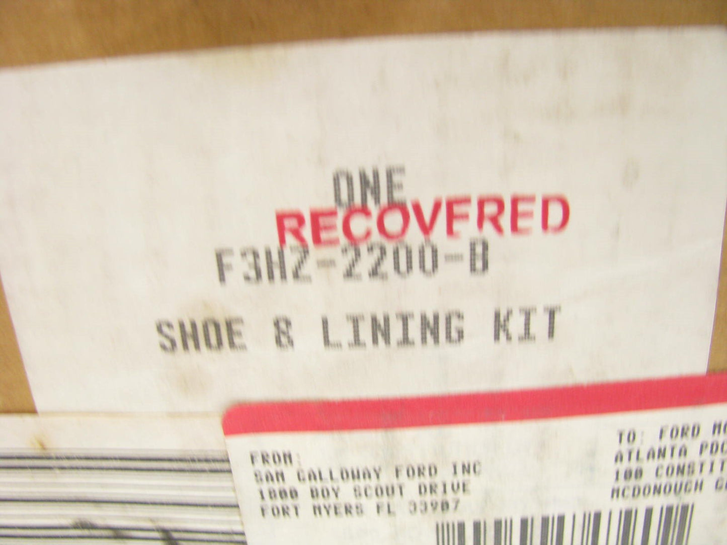 NEW GENUINE OEM Ford F3HZ-2200-B REAR 15x7'' Brake Shoes