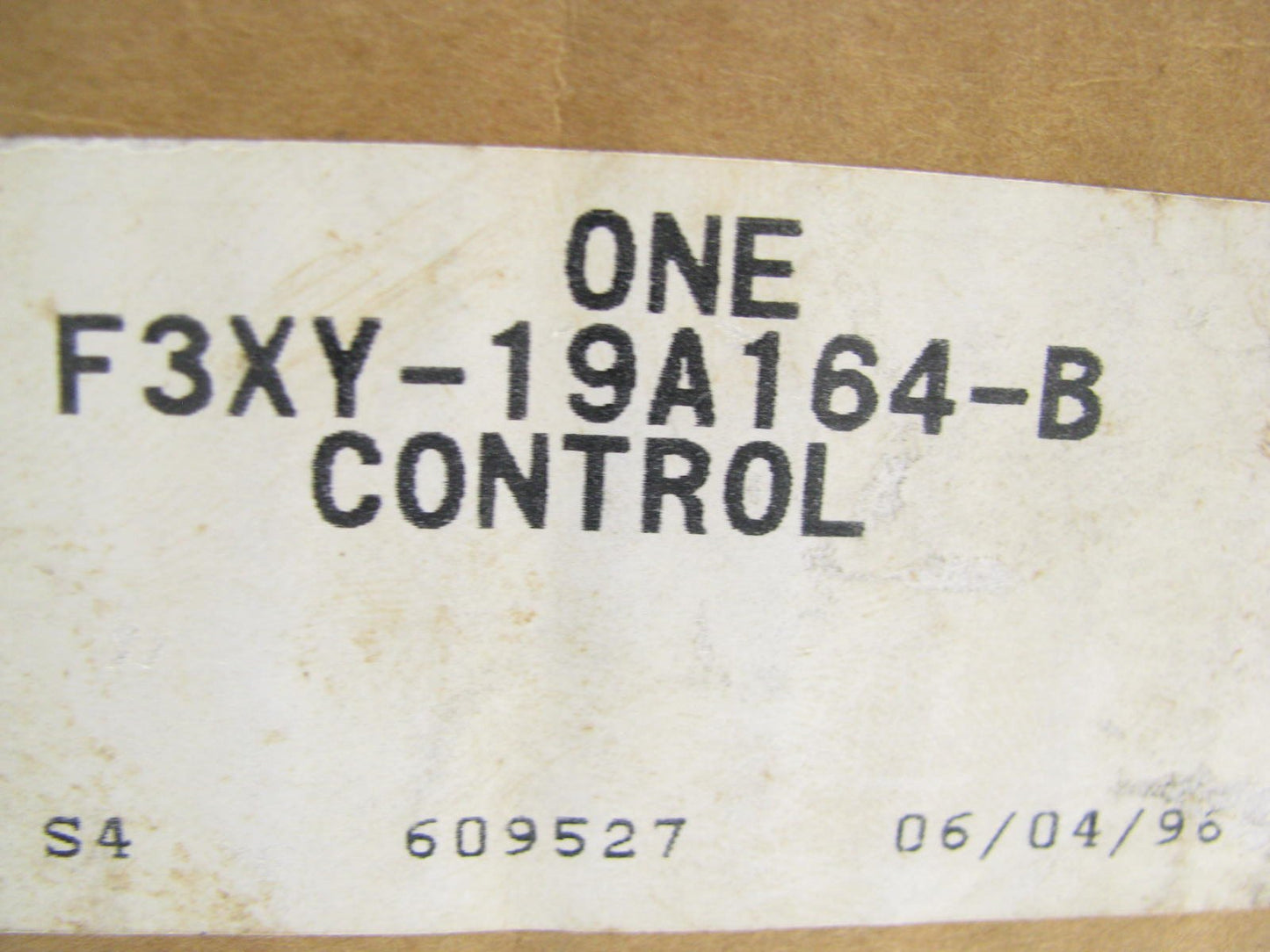 NEW - OEM Ford F3XY-19A164-B REAR Radio Control Switch Panel 1993-1995 Villager