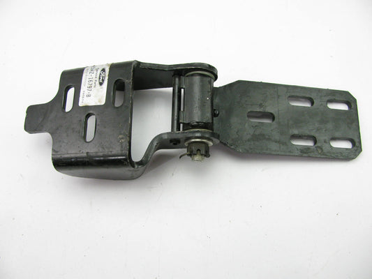 NEW - OEM Ford F5HZ-16797-B Left Hood Hinge 1995-1997 F7000 F8000 Super Cooling