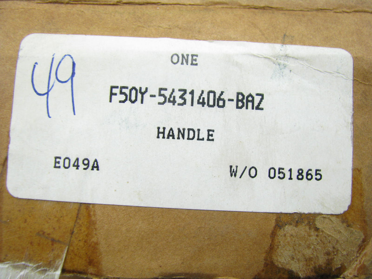 NEW - OEM Ford F5OY-5431406-BAZ Rear Right Grip Handle & Lamp 95-97 Continental