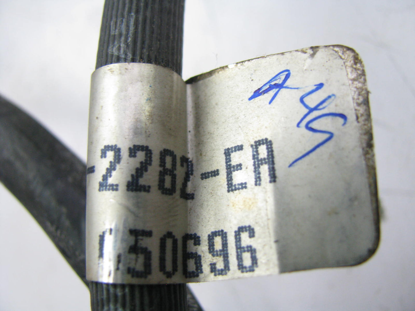 Ford OEM F5TZ-2282-EA Rear Center Brake Hydraulic Hose 1995-1997 F Super Duty