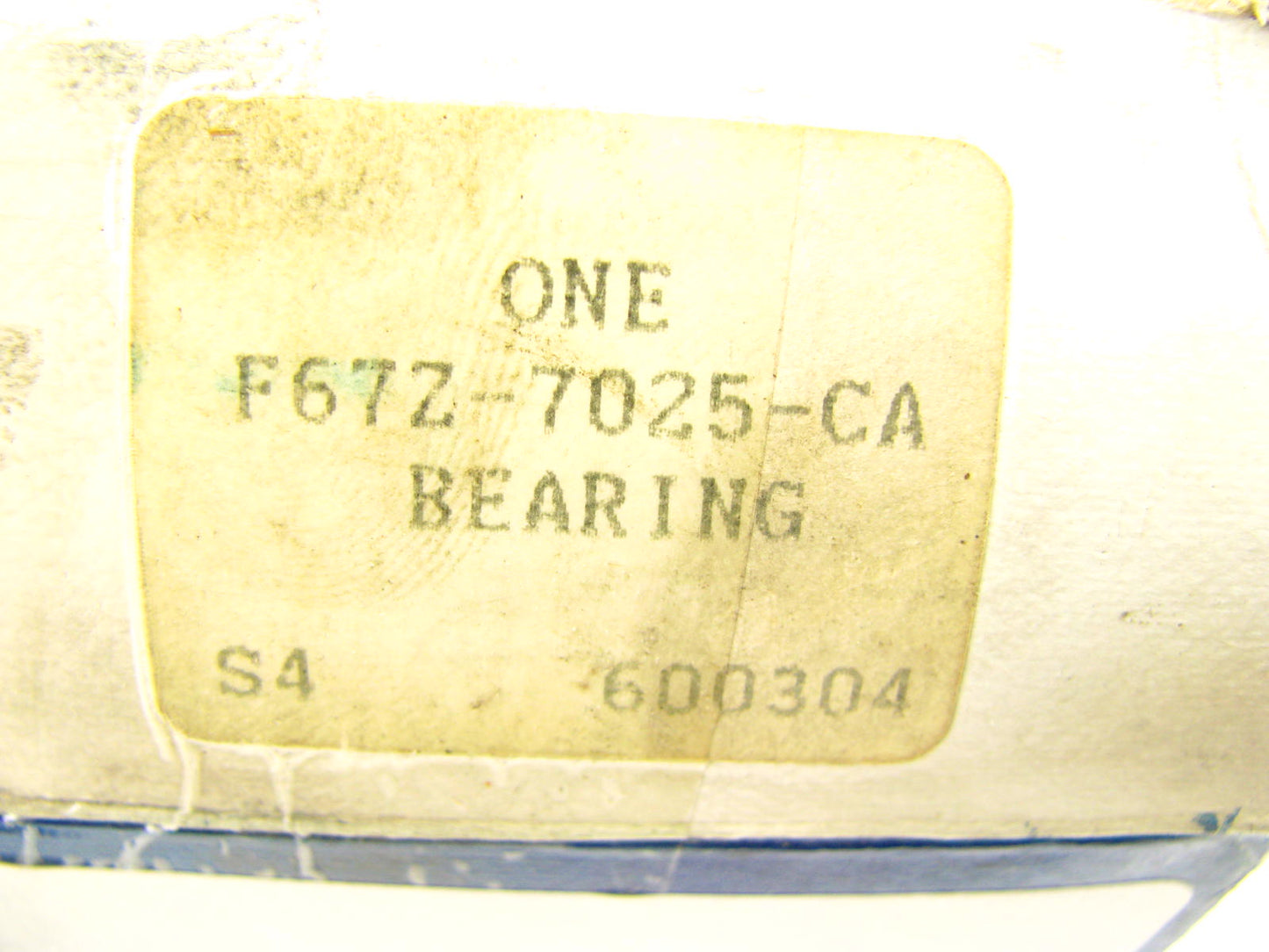 NEW GENUINE OEM Ford F67Z-7025-CA Transfer Case Output Shaft Bearing Rear