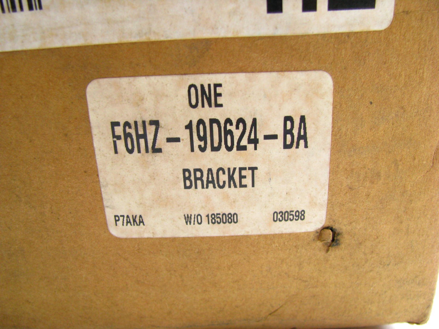 NEW GENUINE OEM Ford F6HZ-19D624-BA / F6HT-19D624-BA Engine Motor Mount