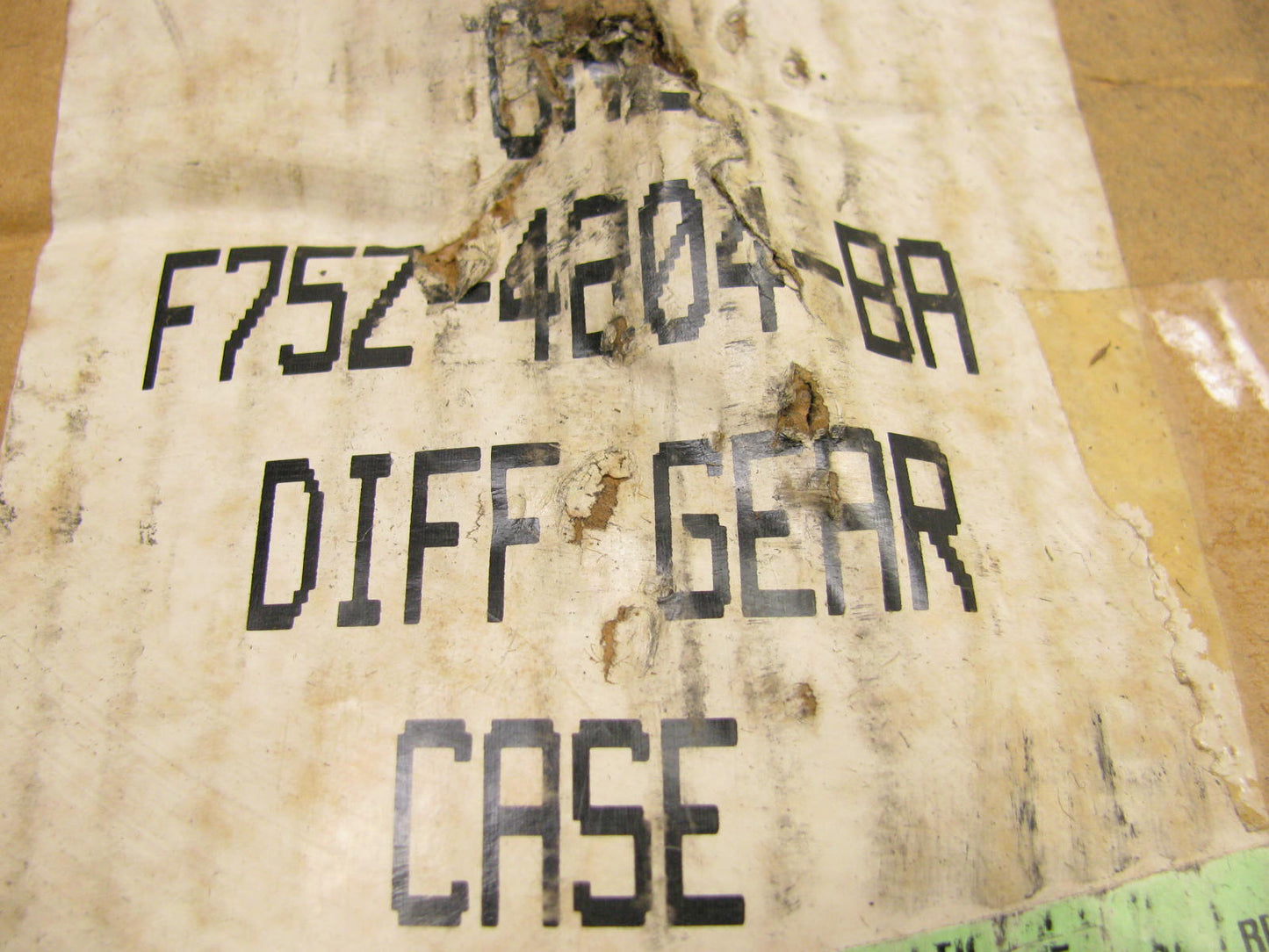 NOS - OEM Ford F75Z-4204-BA Rear Differential Carrier - 10.25''