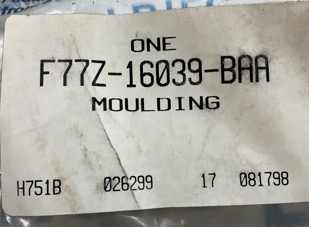 NEW OEM Ford F77Z-16039-BAA Front Left Fender Moulding 1997 Explorer Eddie Bauer