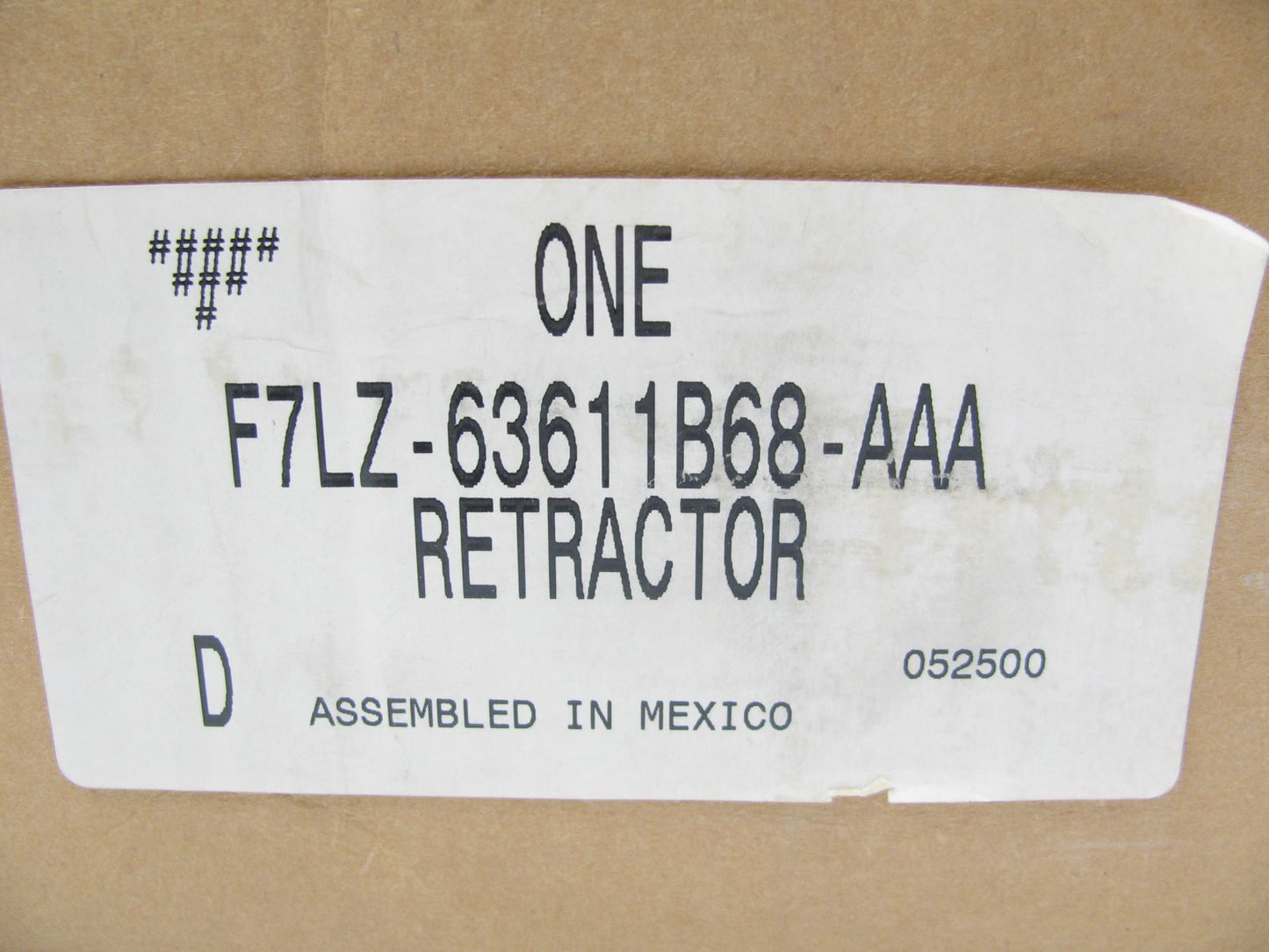 NEW Ford F7LZ63611B68AAA Rear Right IVORY Seat Belt & Retractor 97-98 Mark VIII