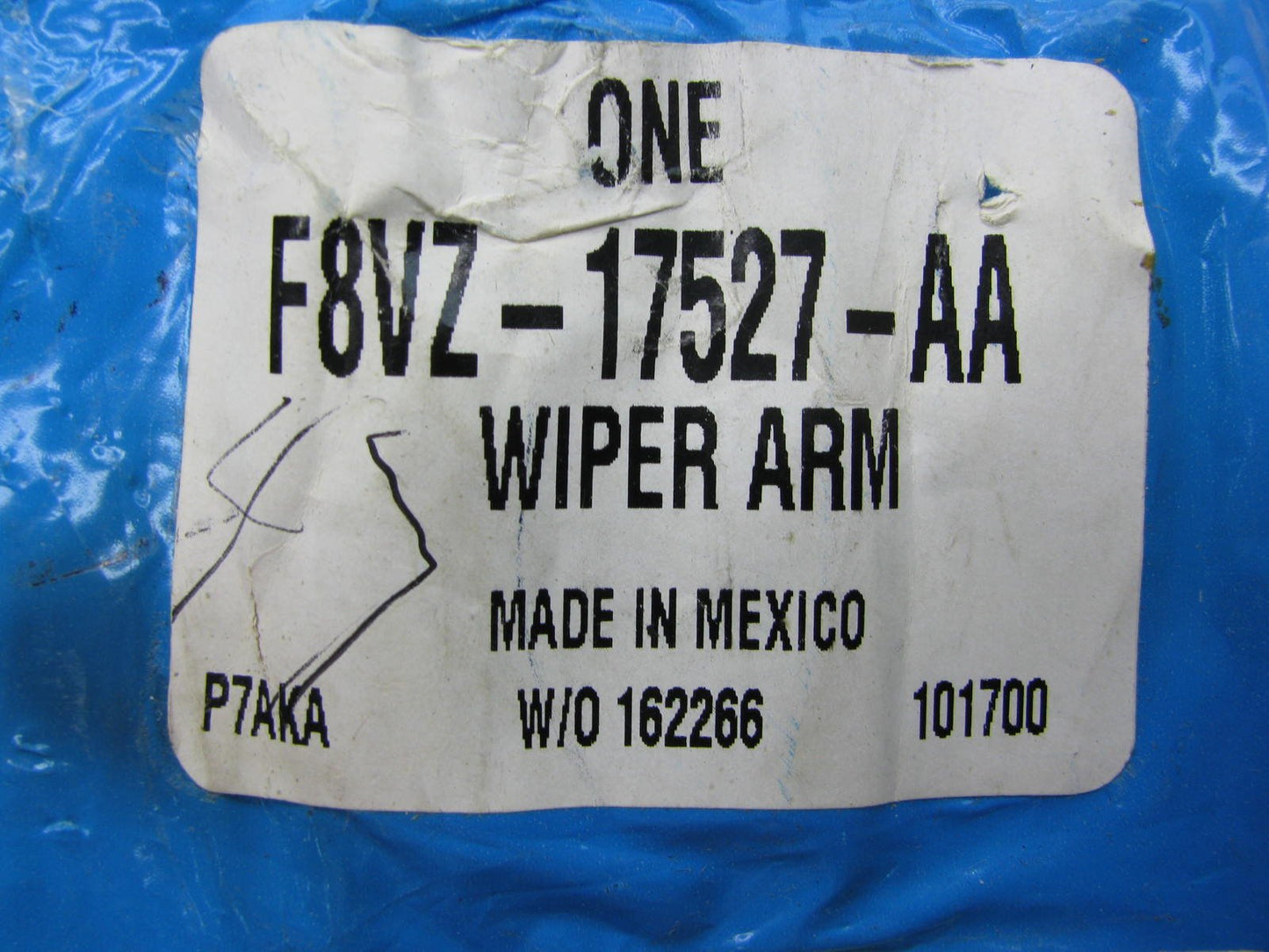 OEM Ford F8VZ-17527-AA Left Drivers Side Windshield Wiper Arm - 1998-11 Town Car