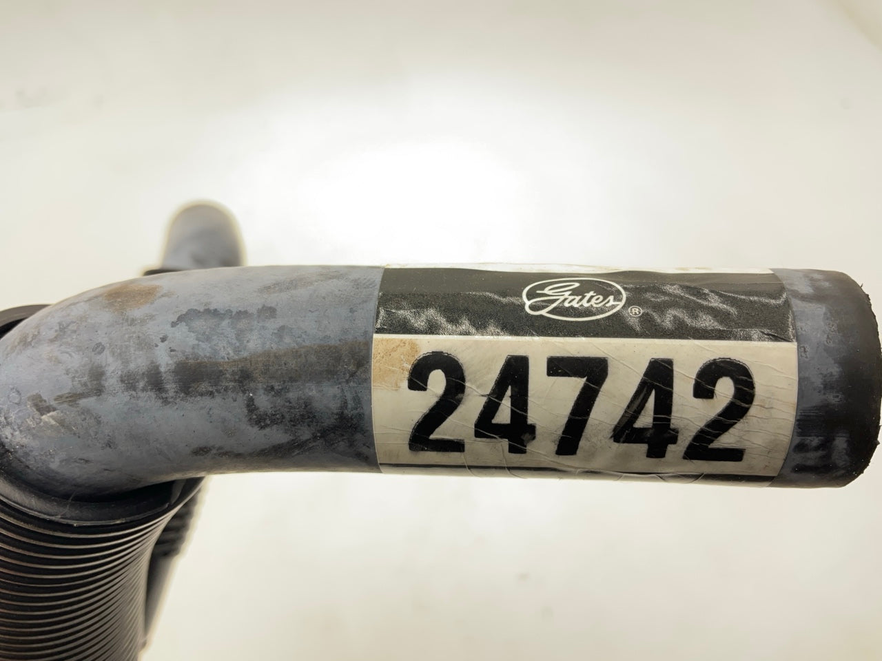 Gates 24742 Rear HVAC Molded Heater Hose Heater Outlet