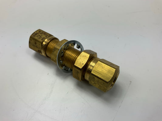 Gates G32300-0606 Air Brake Union Bulkhead Fitting, 3/8'' Hose - 6ABC-6ABC-BKHD