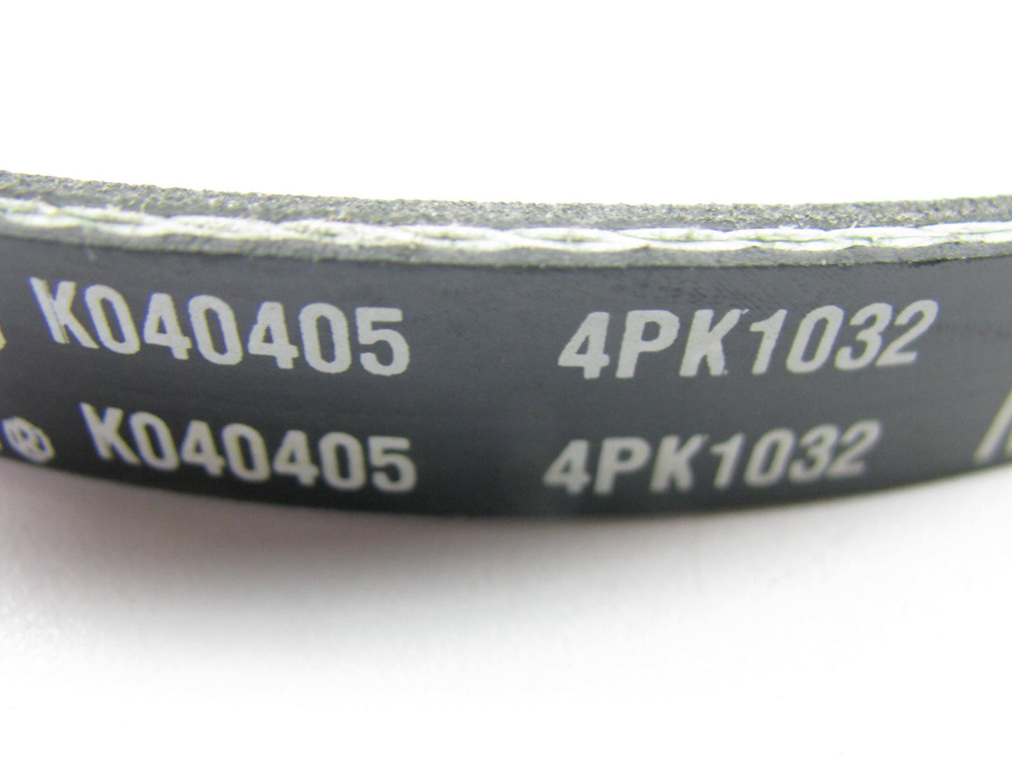 Gates K040405 Serpentine Belt - 0.56'' X 41.00'' - 4 Ribs