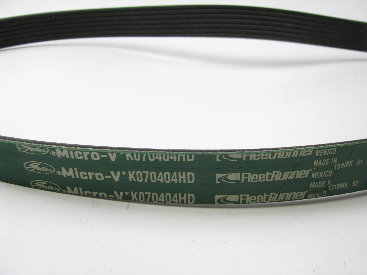 Gates K070404HD Serpentine Belt - 0.98'' X 41.00'' - 7 Ribs