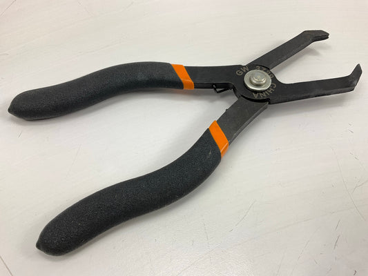 GEARWRENCH 3729 30° Push Pin Removal Pliers