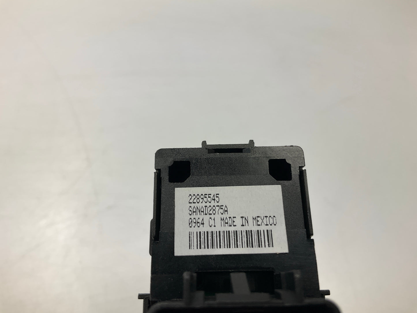 NEW - OEM GM 22895545 Door Power Window Switch