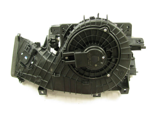 NEW GENUINE OEM GM 92258048 Blower Motor W/ Housing 11-13 Chevy Caprice POLICE
