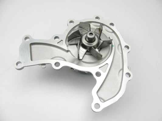 GMB 131-2193 Engine Water Pump for 1992-1997 Isuzu Honda 3.2L