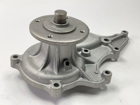 GMB 16100-39345 Engine Water Pump For 1985-1995 Toyota 22RE 22REC