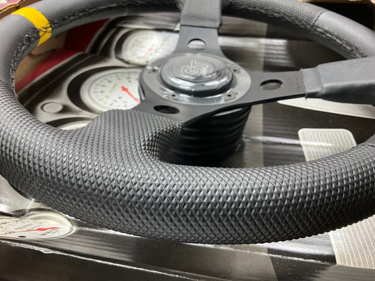 Grant 1075 Top Marker Competition Steering Wheel, 13'' Diameter, 3'' Dish