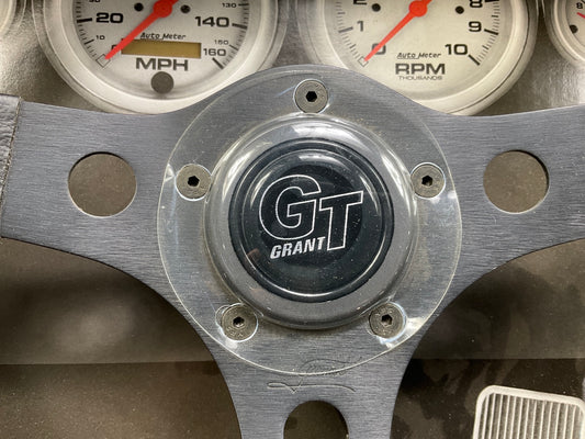 MINOR COSMETIC DAMAGE - Grant 773 Formula GT 13'' Steering Wheel, 3'' Dish