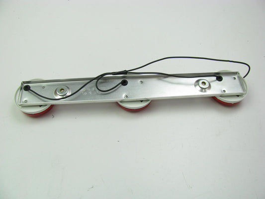 Grote 49042 Low Profile Trailer 14-1/2'' Light Bar Lamp Aluminum, RED (15'')
