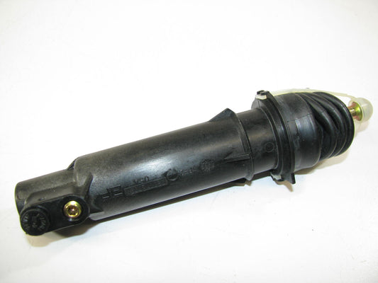 Guardian 28-103485 Clutch Slave Cylinder - 1983-1992 Ford F-150, 1981-1992 F-250