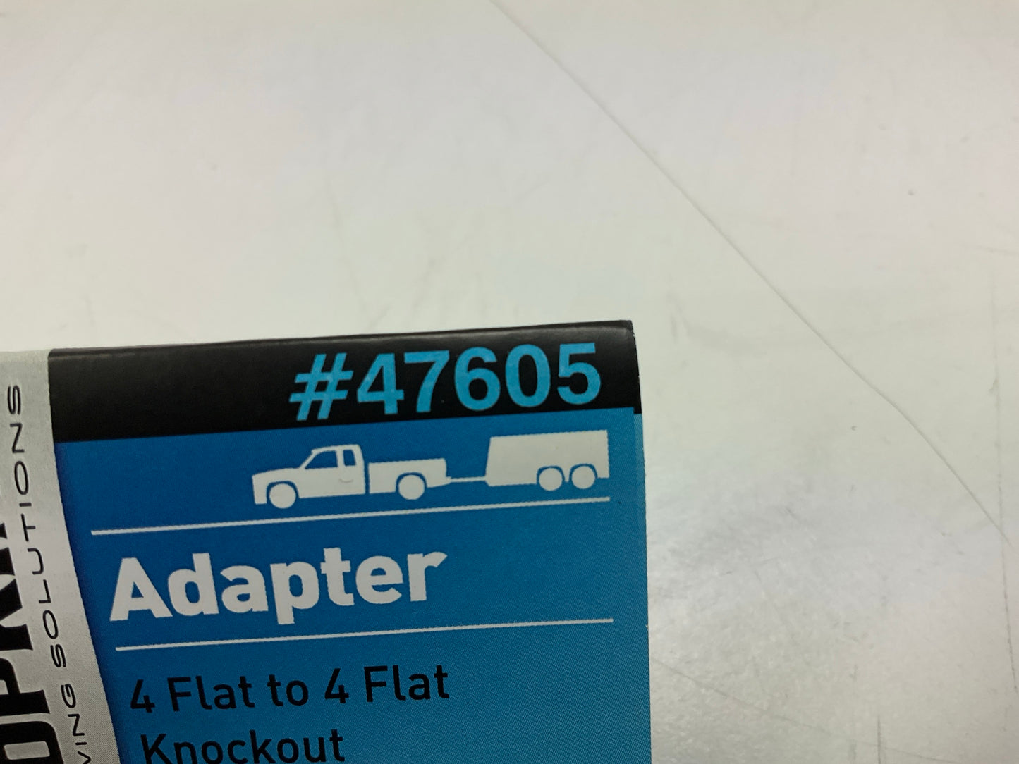 Hopkins 47605 4 Wire Flat Knockout Adapter Trailer Plug Connector