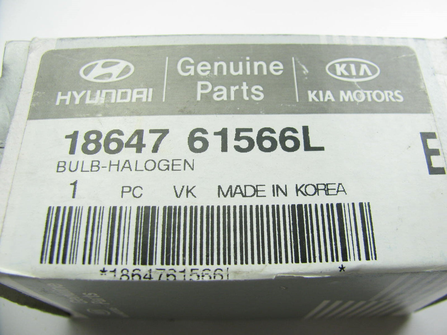 (1) NEW GENUINE Headlight Lamp Bulb OEM For 2006-2014 Hyundai Accent 1864761566L