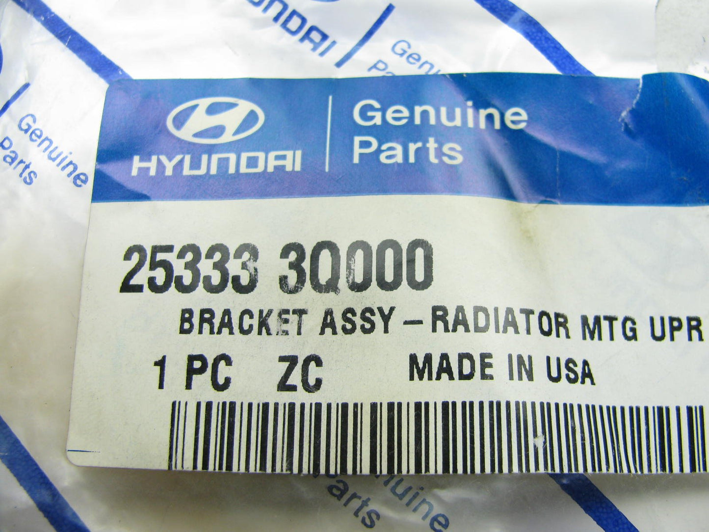 Radiator Upper Mounting Bracket OEM For 2011-2014 Sonata 2.4L 4-CYL. 253333Q000