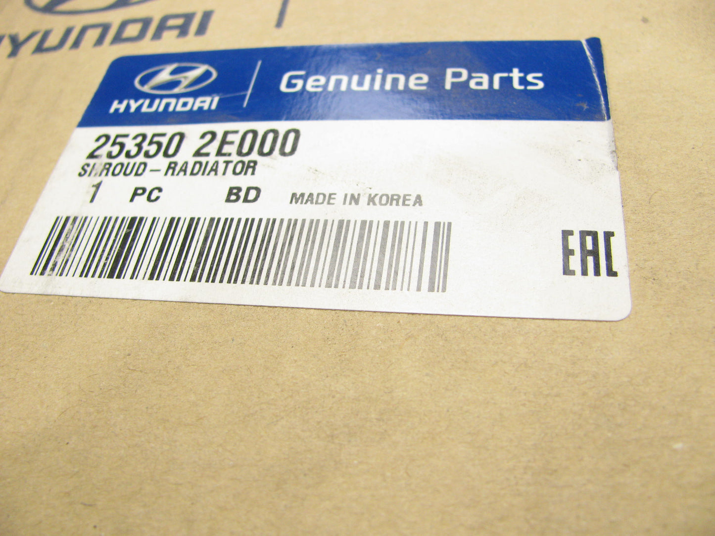 NEW - OEM 253502E000 Engine Cooling Fan Shroud For 2004-2006 Hyundai Tucson 2.7L