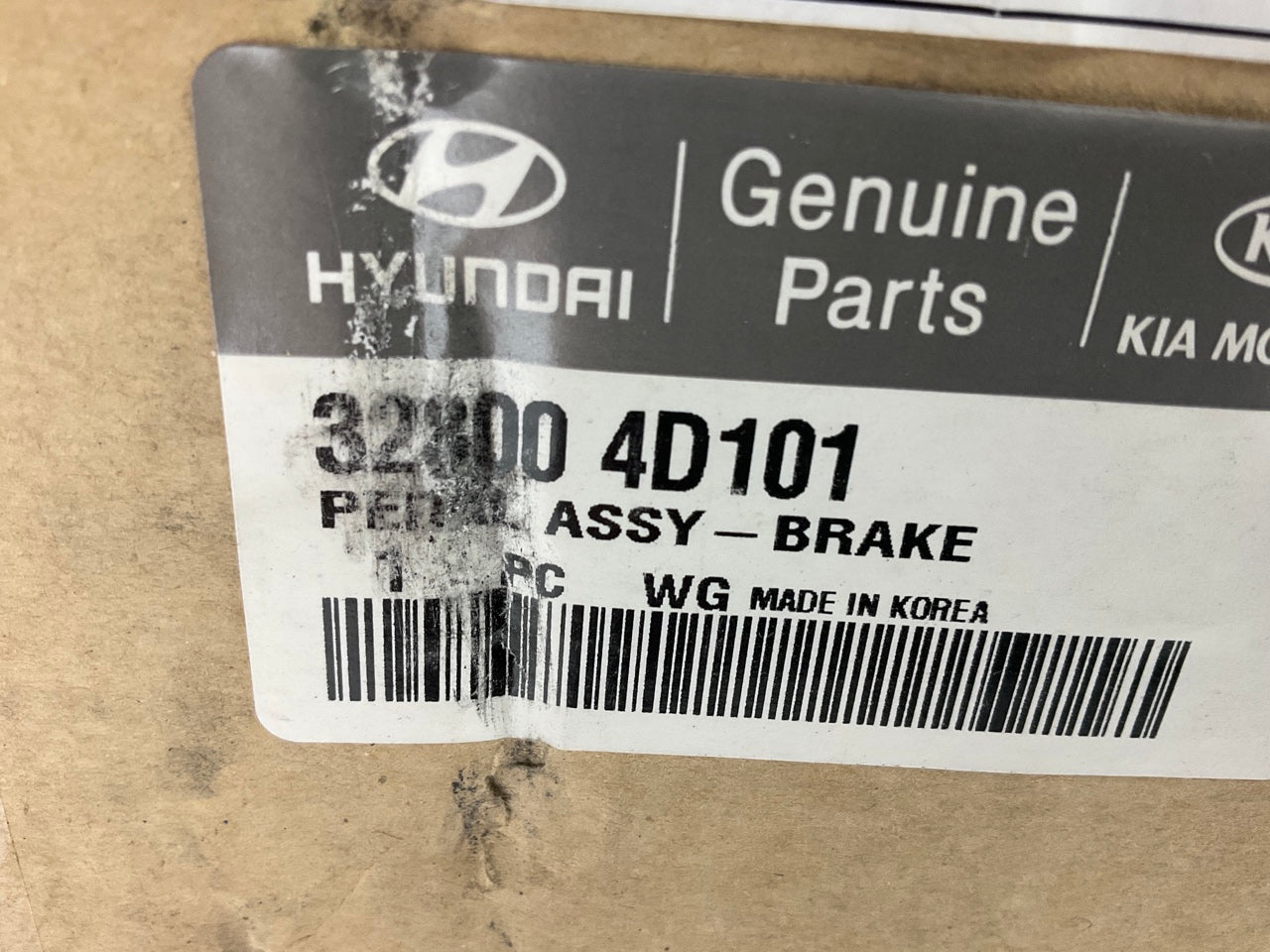 NEW Brake & Gas Throttle Pedal OEM For 07-08 Entourage, 06-14 Sedona 328004D101