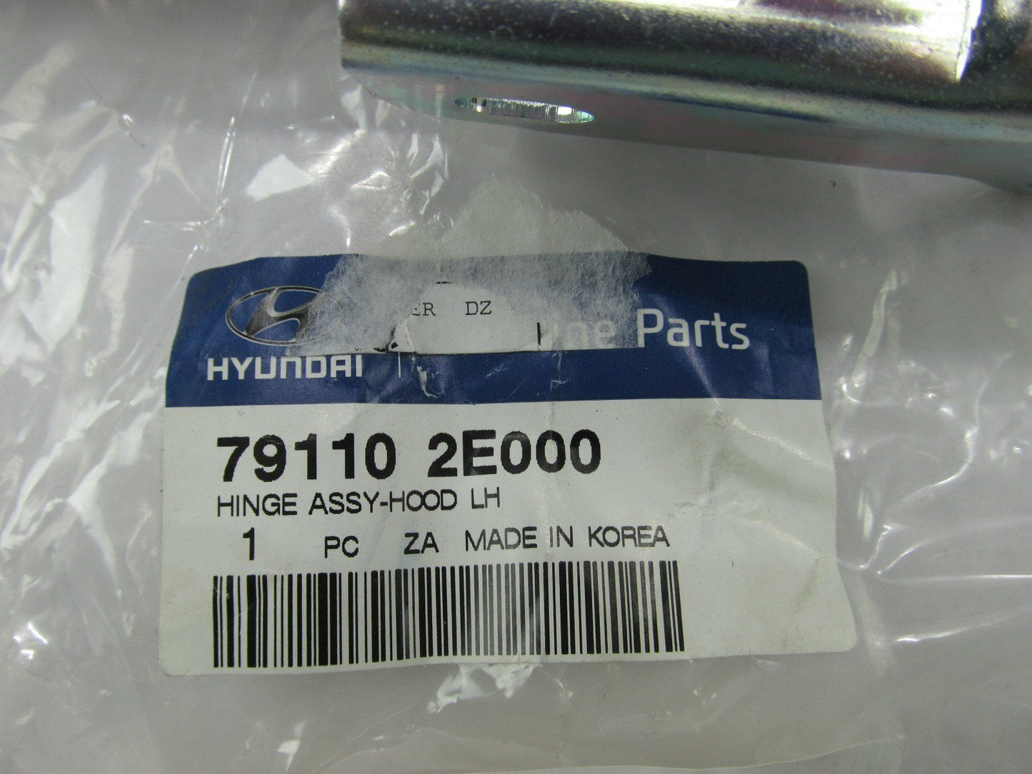 Hood Hinge Left New OEM For 2005-09 Hyundai Tucson 791102E000
