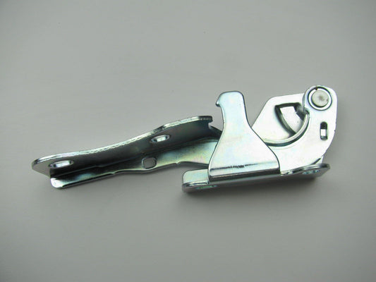 New OEM Hood Hinge Right Passenger For 05-09 Hyundai Tucson 791202E000